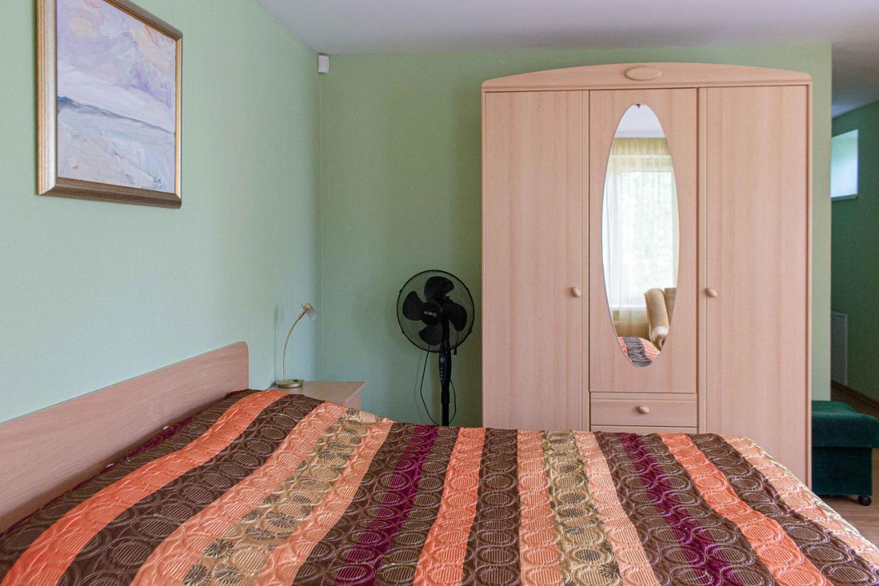 Guest House Rasa Паланга Екстериор снимка